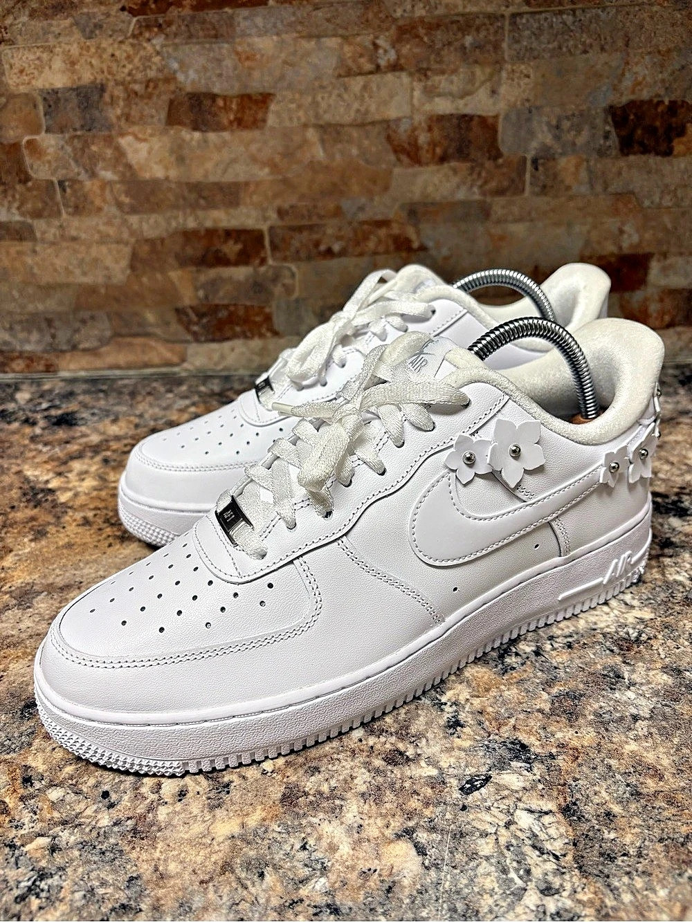 Nike Air Force 1 '07 Low "Florette" IR8637-100 Women’s Size 11 Men’s Size 9.5